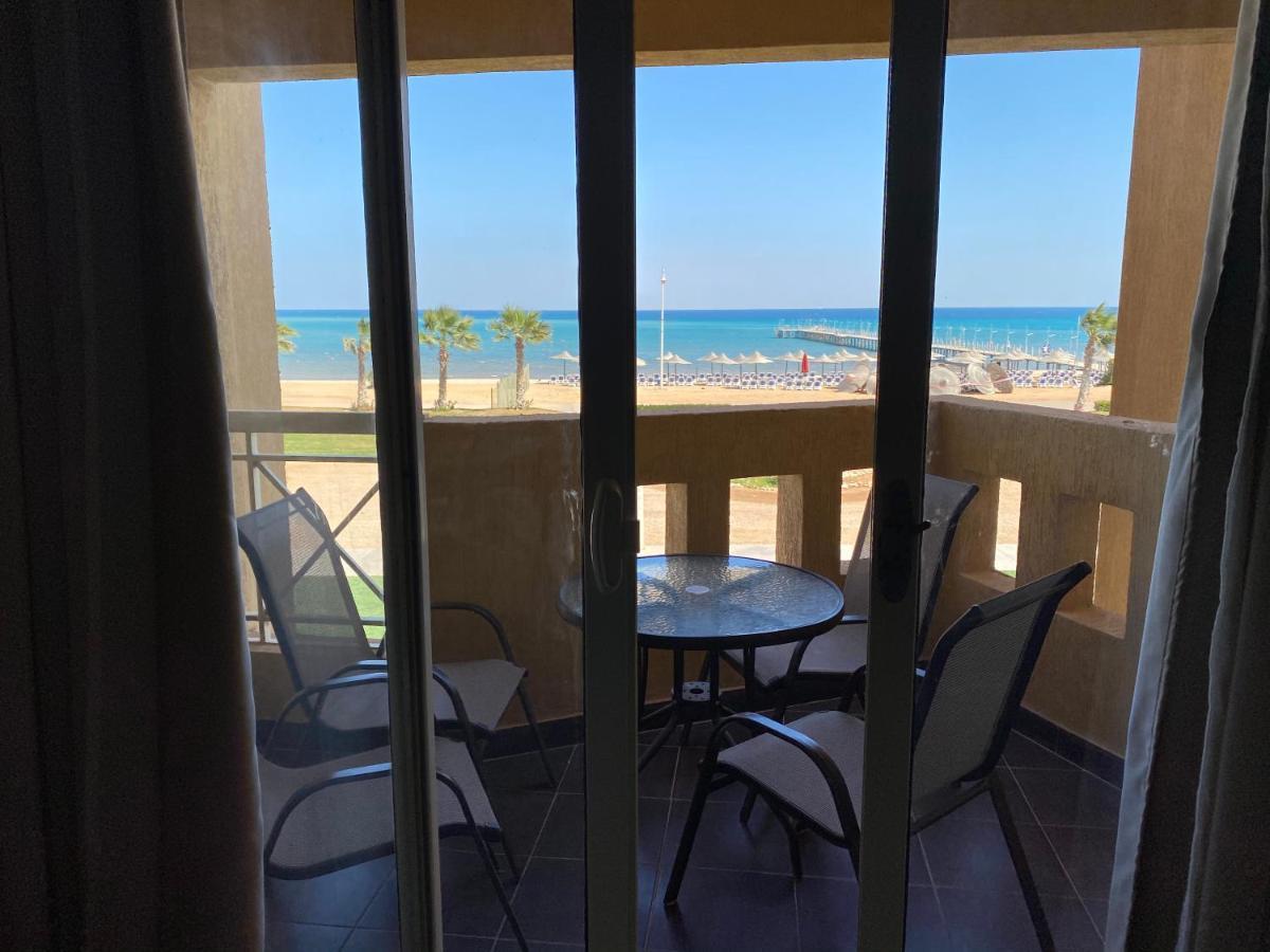 Porto South Beach Royal Sea View Families صف اول بحر مباشر Ain Sukhna Esterno foto