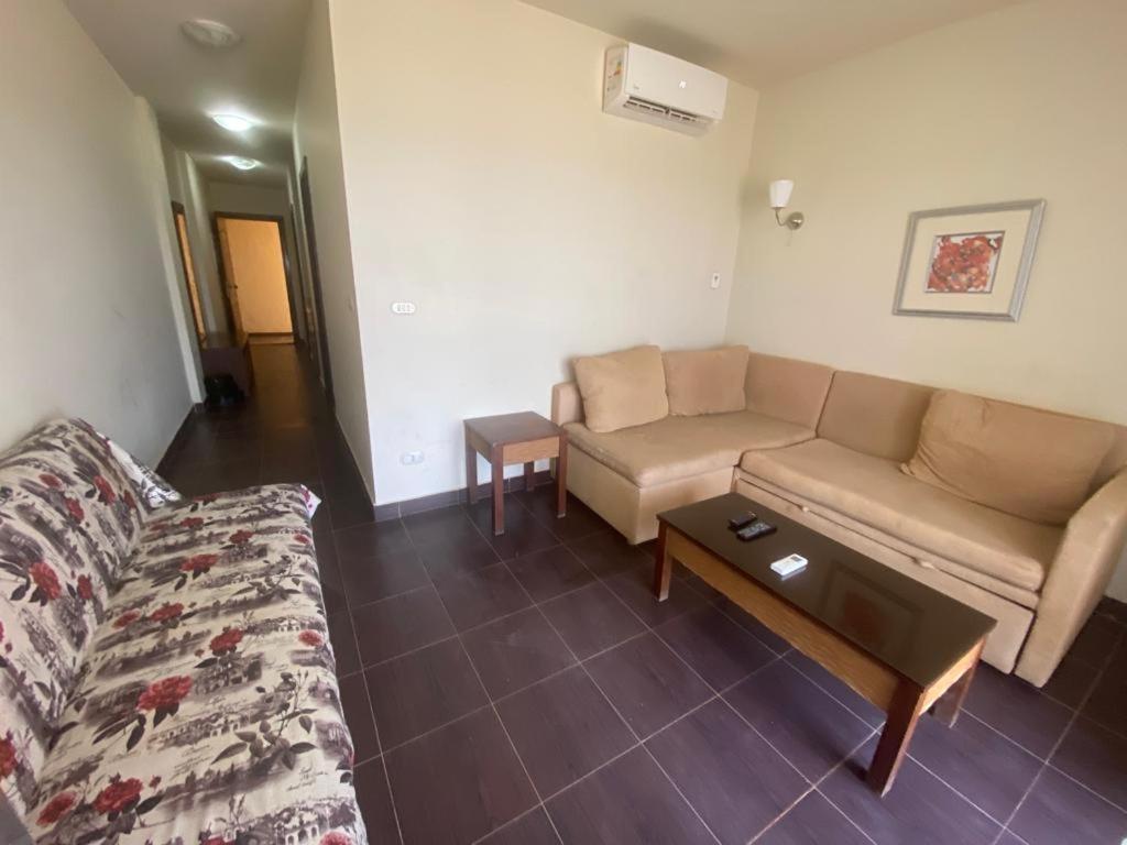 Porto South Beach Royal Sea View Families صف اول بحر مباشر Ain Sukhna Esterno foto