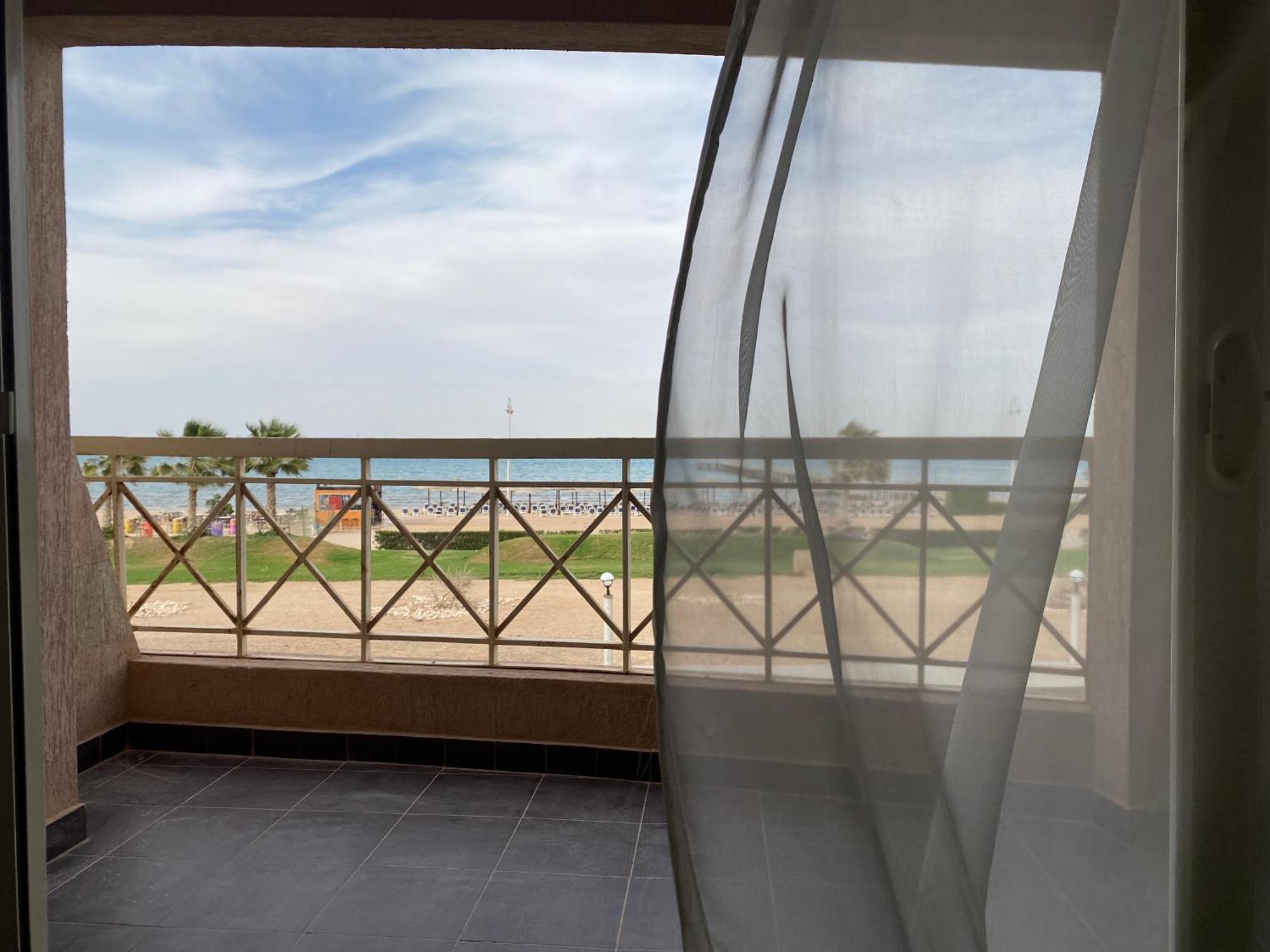 Porto South Beach Royal Sea View Families صف اول بحر مباشر Ain Sukhna Camera foto